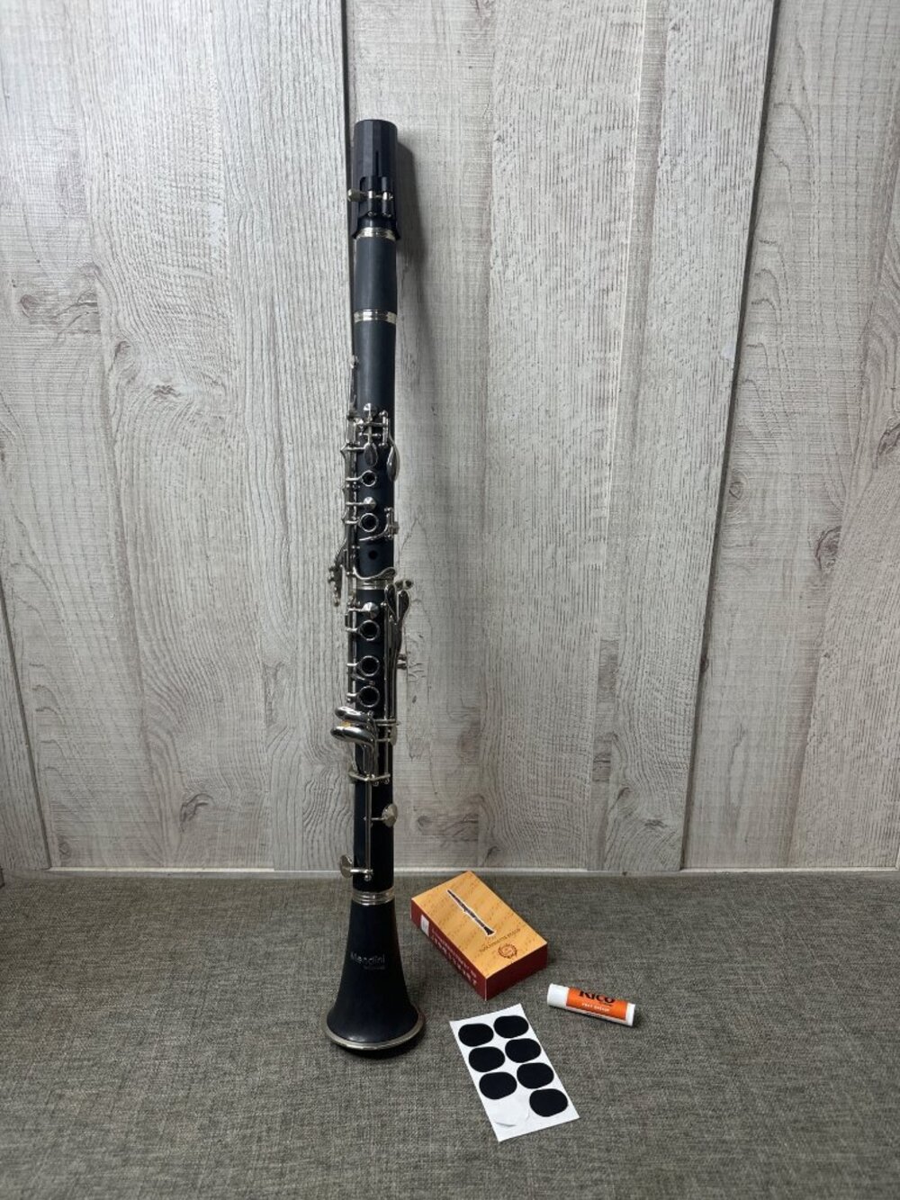 Mendini Bb Clarinet Beginner Student Black Finish Silver Keys & Reeds Mouthpiece